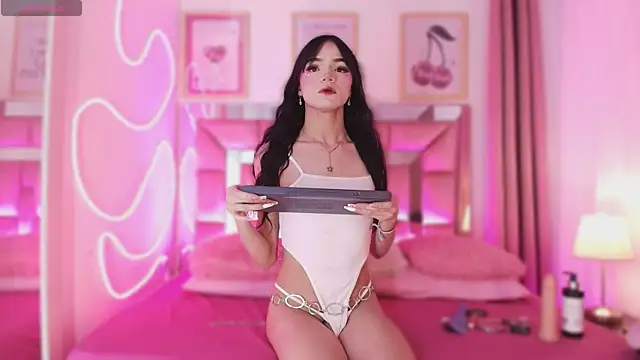 Nefera Noxx online show from 11-21-25, 04:11