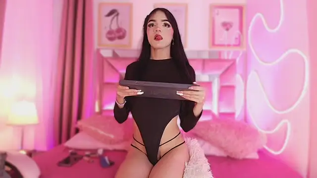 Nefera Noxx online show from 11-27-25, 04:24