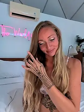 OpheliaRox online show from 10-19-25, 07:44