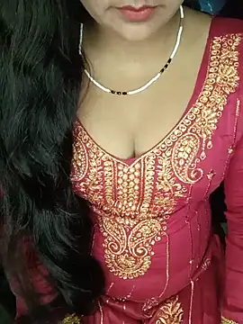 Snapshot of Rashmi_011 chatting on 07-12-26, 12:22 Rashmi 011 online show from 07-12-26, 12:22