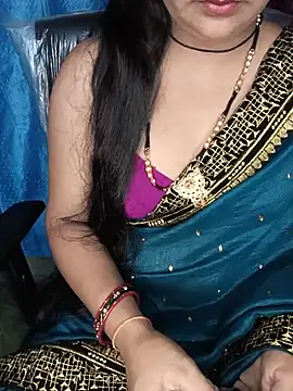 Snapshot of Rashmi_011 chatting on 06-26-26, 12:27 Rashmi 011 online show from 06-26-26, 12:27