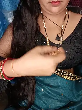Snapshot of Rashmi_011 chatting on 06-25-26, 08:30 Rashmi 011 online show from 06-25-26, 08:30