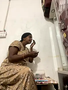 Sapnahot34 online show from 11-28-25, 05:40