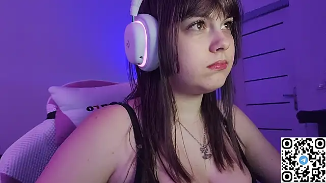 KristiBloom online show from 12-18-25, 08:56