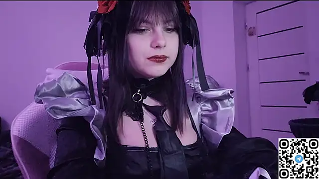 KristiBloom online show from 11-19-25, 10:10