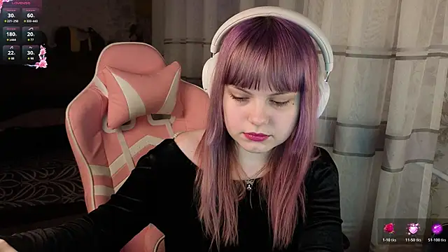 KristiBloom online show from 03-06-26, 09:43