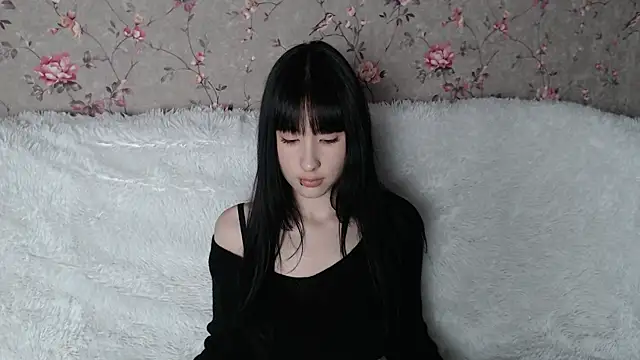 NaemiiBlush online show from 04-14-26, 03:39