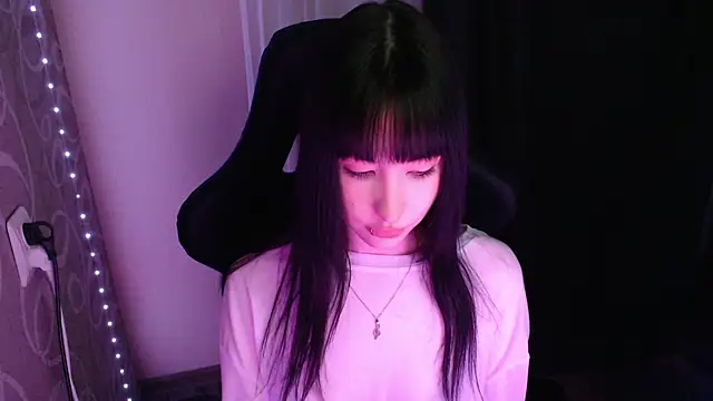 NaemiiBlush online show from 12-22-25, 04:07