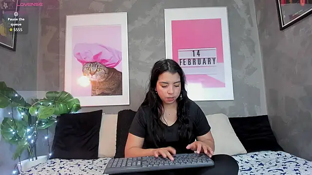 MiaNyxara dh online show from 01-12-26, 07:53