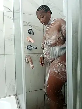 Bigboobsbooty online show from 02-26-26, 07:19