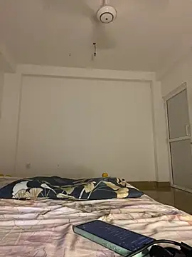 Monica  Bellucci   online show from 04-15-26, 03:27