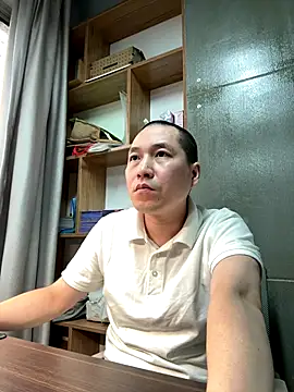 Snapshot of yichengm chatting on 10-20-25, 08:04 yichengm online show from 10-20-25, 08:04