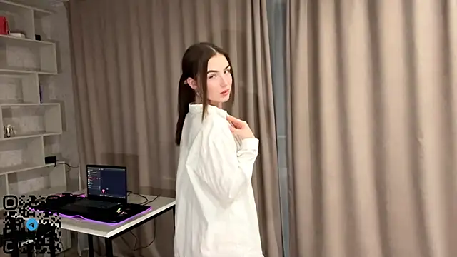 RinaModel online show from 10-18-25, 06:10