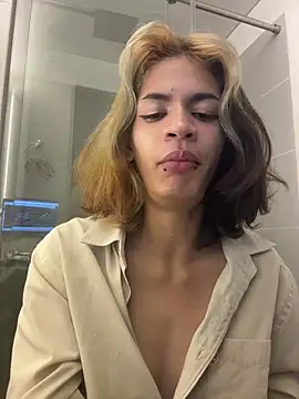 sukulaurens online show from 11-19-25, 06:35