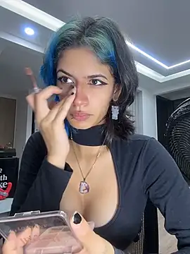 sukulaurens online show from 04-22-26, 12:17