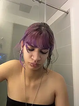 sukulaurens online show from 12-22-25, 04:23