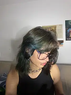 sukulaurens online show from 07-04-26, 05:36