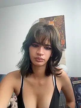 sukulaurens online show from 06-18-26, 06:02