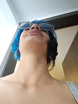 sukulaurens online show from 03-26-26, 05:00