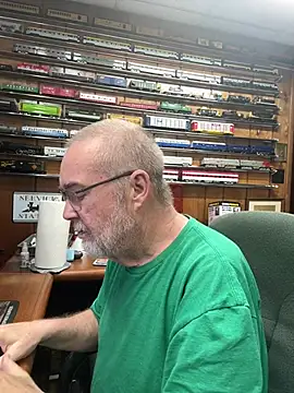 Jcaspen online show from 04-15-26, 01:15