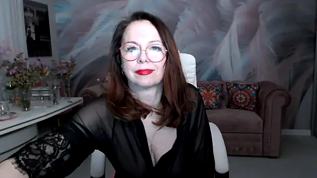 Snapshot of Arisa5000 chatting on 11-24-25, 07:36 Arisa5000 online show from 11-24-25, 07:36