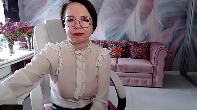 Snapshot of Arisa5000 chatting on 11-14-25, 07:34 Arisa5000 online show from 11-14-25, 07:34