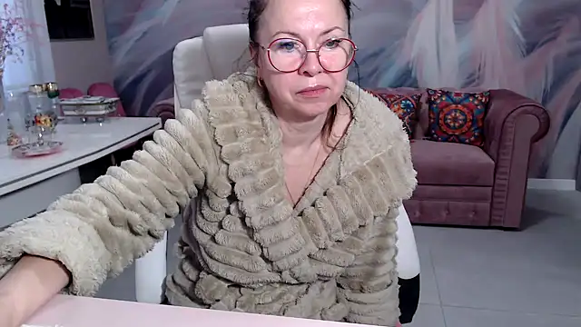 Snapshot of Arisa5000 chatting on 10-29-25, 05:50 Arisa5000 online show from 10-29-25, 05:50