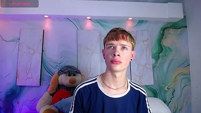 JackFrosst online show from 05-05-26, 01:03