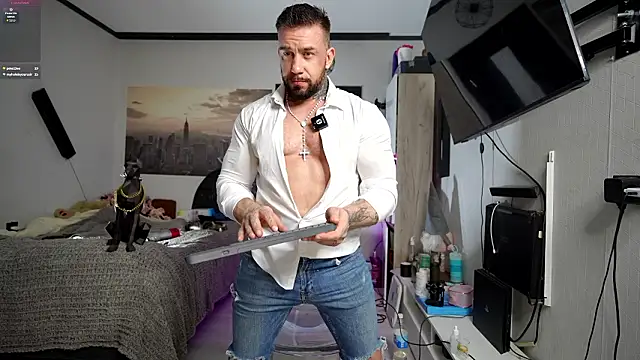 Snapshot of 69littlebig69 chatting on 02-13-26, 01:00 69littlebig69 online show from 02-13-26, 01:00