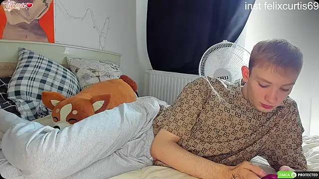 felixcurt69 online show from 08-05-26, 09:14