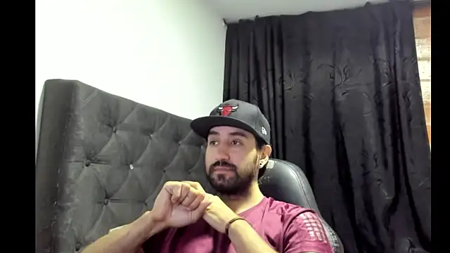 coolfriki online show from 11-15-25, 03:54