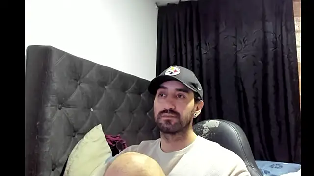 coolfriki online show from 10-31-25, 06:54