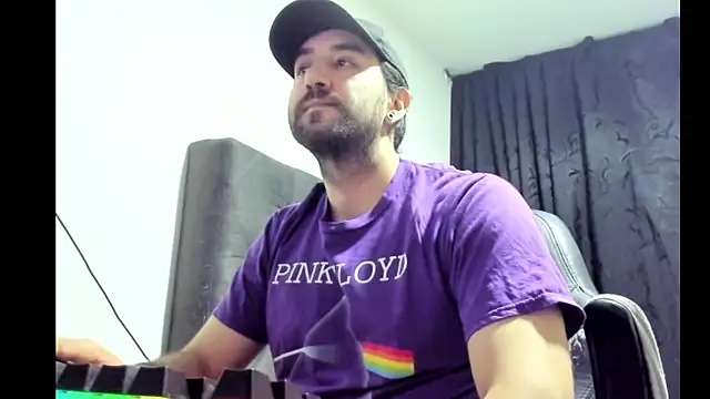 coolfriki online show from 12-23-25, 04:12