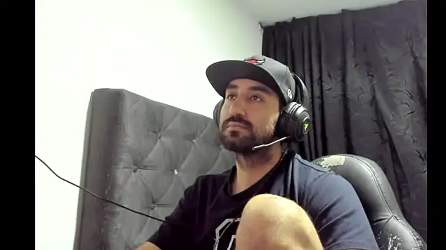 coolfriki online show from 11-09-25, 02:37