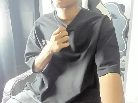 Latin Boy420 online show from 11-10-25, 04:50