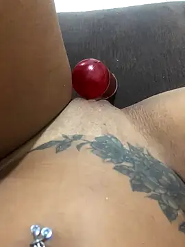 Milly96 online show from 11-28-25, 03:17