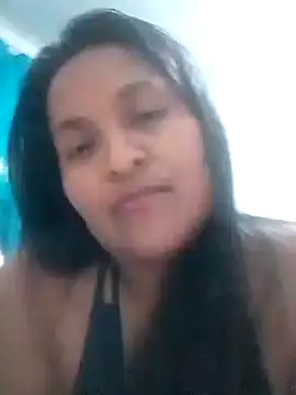 Snapshot of lucia00xx chatting on 10-08-25, 11:49 lucia00xx online show from 10-08-25, 11:49