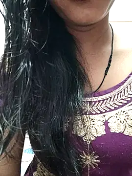 Snapshot of anjali2351 chatting on 05-10-26, 04:49 anjali2351 online show from 05-10-26, 04:49