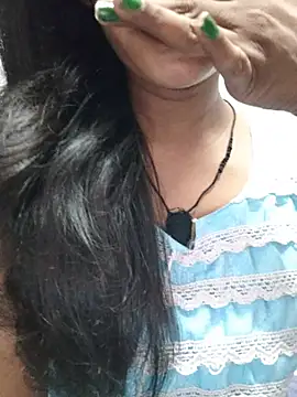 Snapshot of anjali2351 chatting on 05-14-26, 04:04 anjali2351 online show from 05-14-26, 04:04