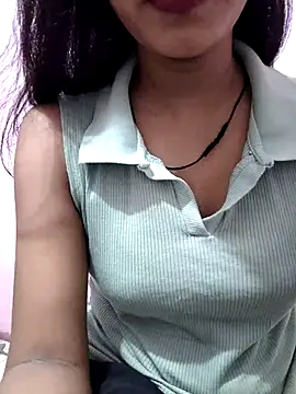 Snapshot of anjali2351 chatting on 04-25-26, 01:41 anjali2351 online show from 04-25-26, 01:41
