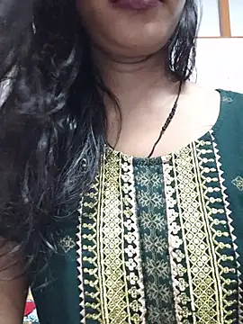 Snapshot of anjali2351 chatting on 07-01-26, 05:52 anjali2351 online show from 07-01-26, 05:52