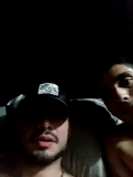 Snapshot of MRDXXX12 chatting on 10-26-25, 08:31 MRDXXX12 online show from 10-26-25, 08:31