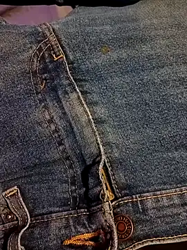 Snapshot of MRDXXX12 chatting on 10-10-25, 03:24 MRDXXX12 online show from 10-10-25, 03:24