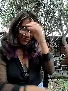 Abby 2-1 online show from 11-11-25, 09:42