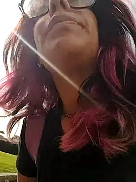 Abby 2-1 online show from 10-28-25, 07:46