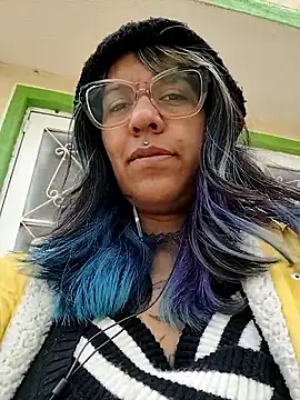 Abby 2-1 online show from 01-13-26, 02:54