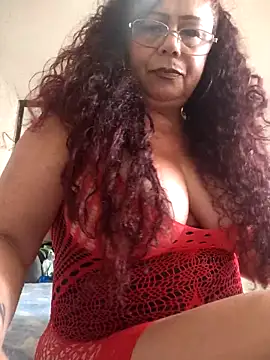 Snapshot of Kamila70 chatting on 11-29-25, 05:02 Kamila70 online show from 11-29-25, 05:02