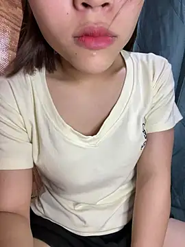Lyly69699 online show from 03-08-26, 05:22
