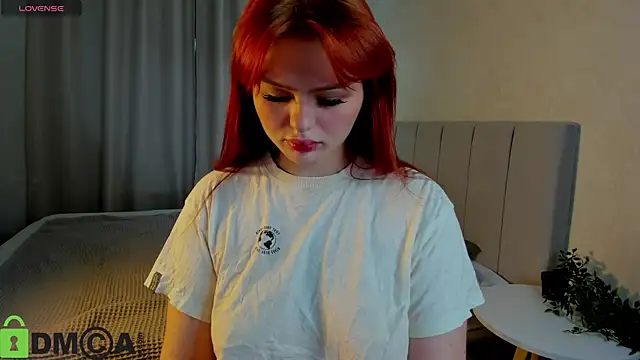 Barbara Mitchel online show from 10-20-25, 01:51