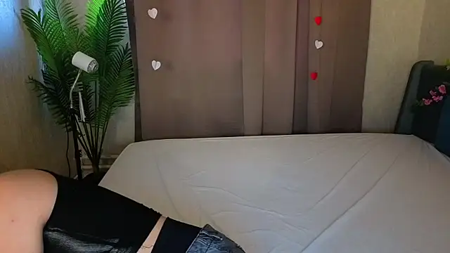 Snapshot of Barbara_Mitchel chatting on 02-23-26, 09:21 Barbara Mitchel online show from 02-23-26, 09:21